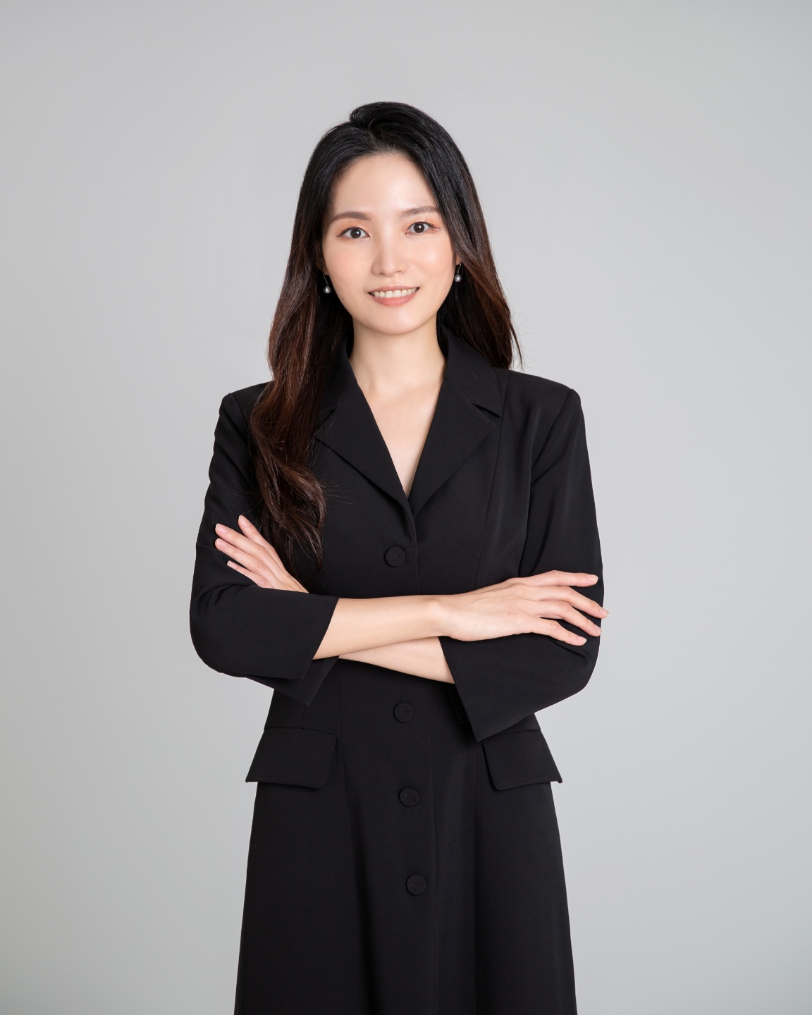 LEE HYOJEONG（イ ヒョジョン）